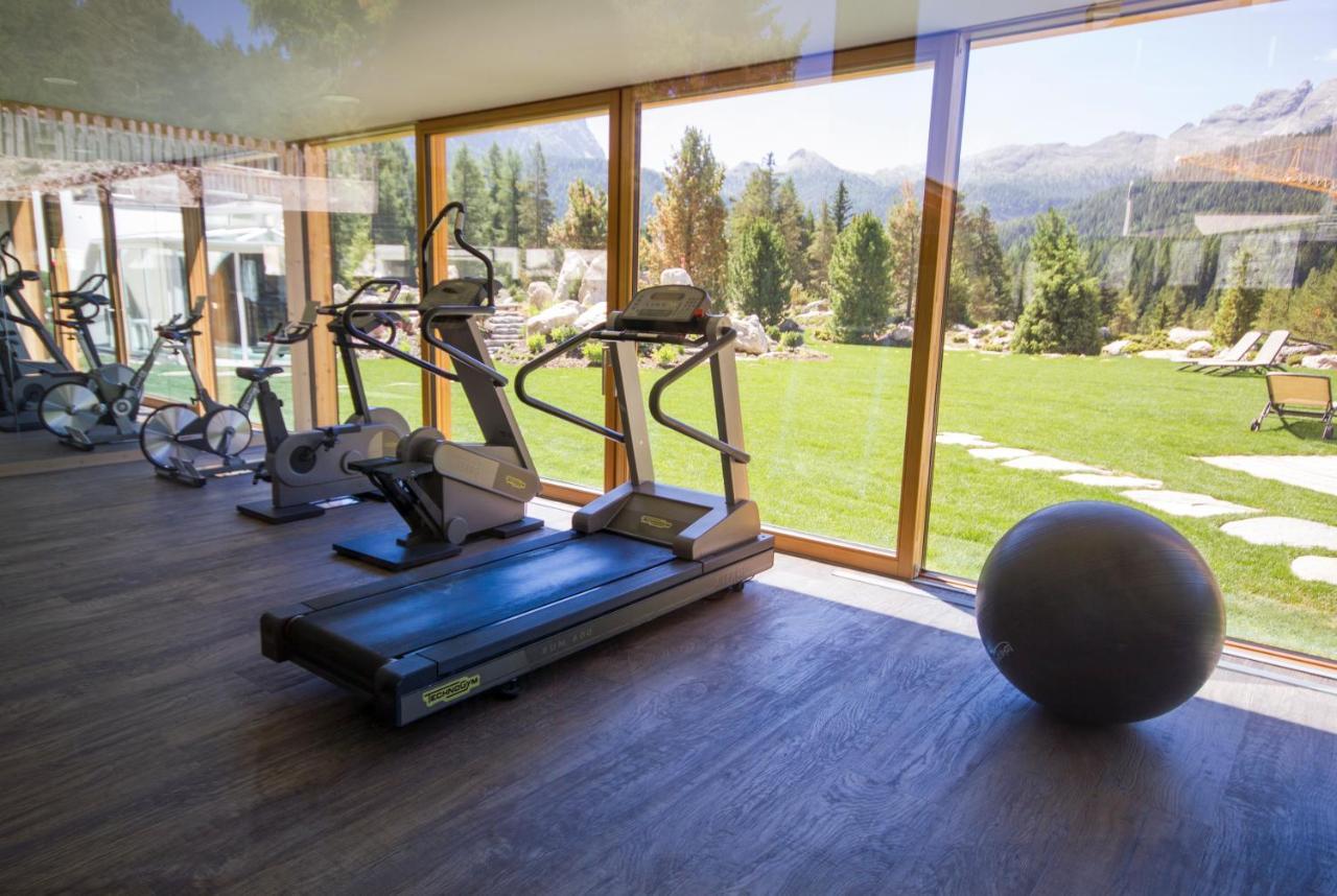 Hotel Gran Paradiso San Cassiano  Luaran gambar