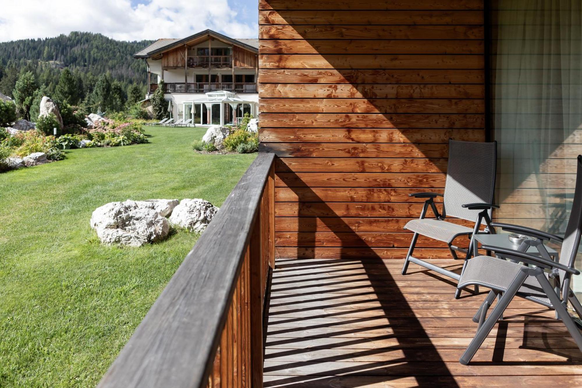 Hotel Gran Paradiso San Cassiano  Luaran gambar